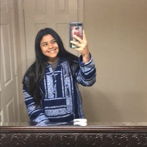 Meet your Posher, Alejandra